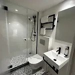 Hotel Trendy Canettes