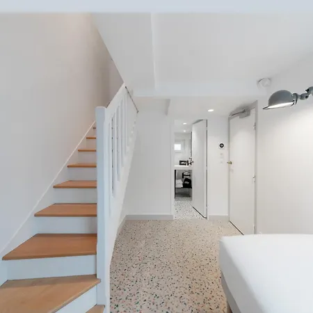 Trendy Canettes Hotel 3*