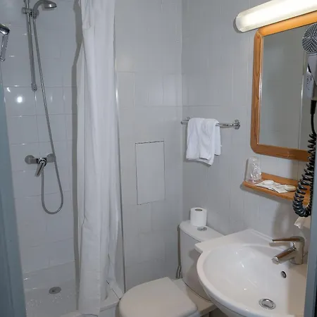 Des Canettes Hotel