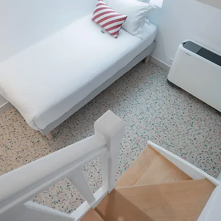 Trendy Canettes 酒店