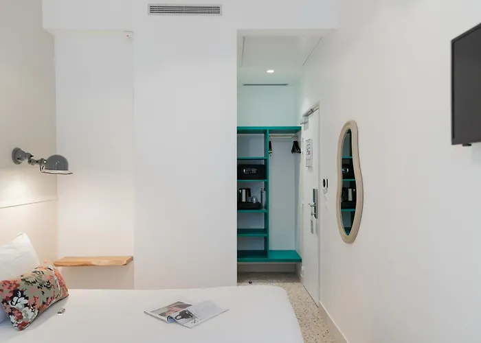 호텔 Trendy Canettes