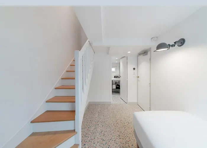 Trendy Canettes 호텔 3*