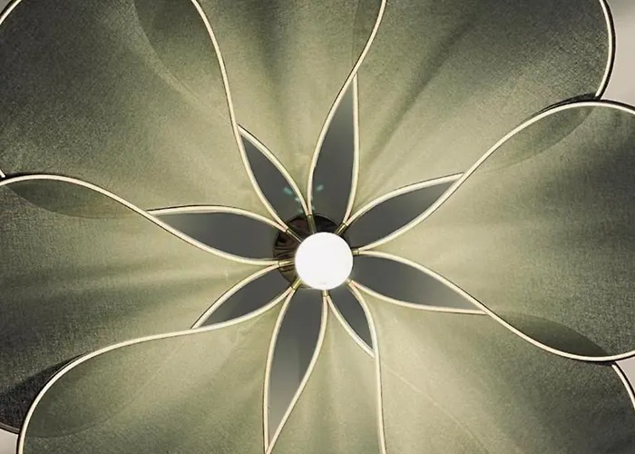 호텔 Trendy Canettes 3*