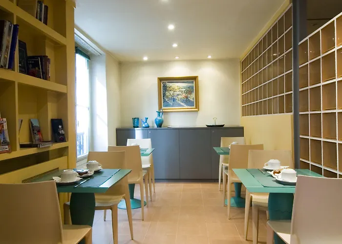 Trendy Canettes 호텔 3*