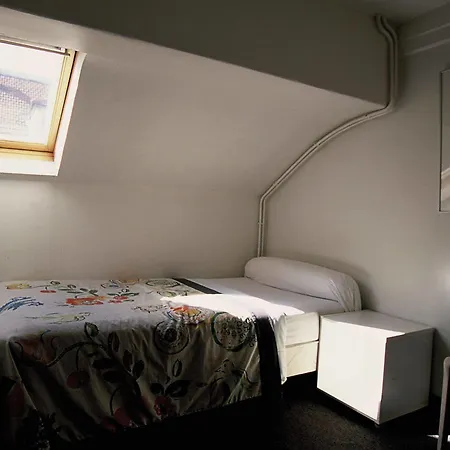 Trendy Canettes Hotell 3*